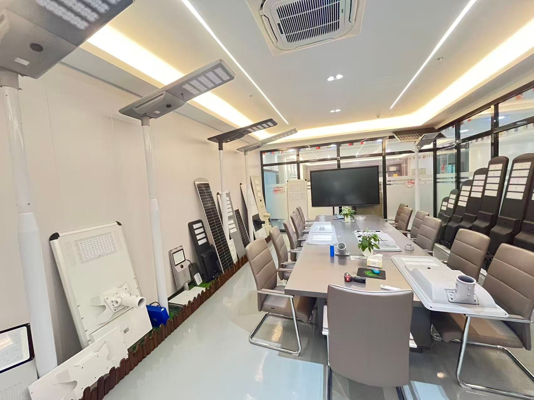 Línea de producción en fábrica Guohui Lighting