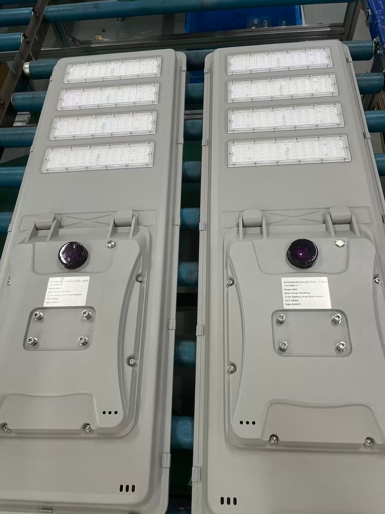 Luminarias integradas todo-en-uno — par de modelos