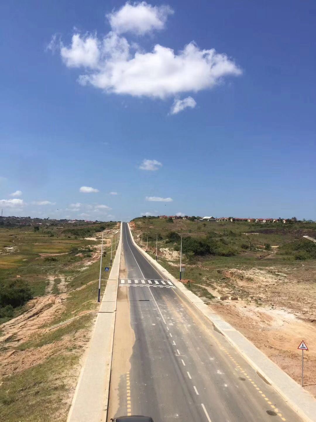 Proyectos de iluminación solar en África — alumbrado público solar